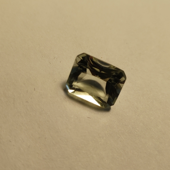 Faceted Blue Aquamarine Gemstone #121 - Picture 2 of 4